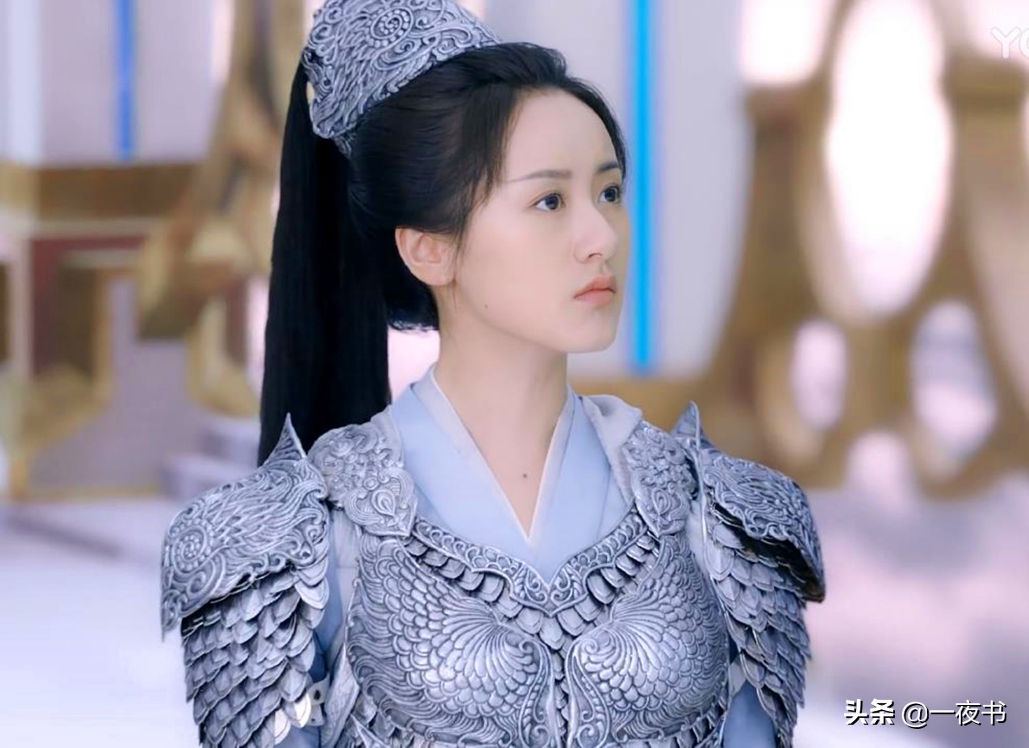 谦和|琉璃：看似谦和的昊辰手段卑劣 引司凤情人咒发作还用打妖鞭想杀司凤