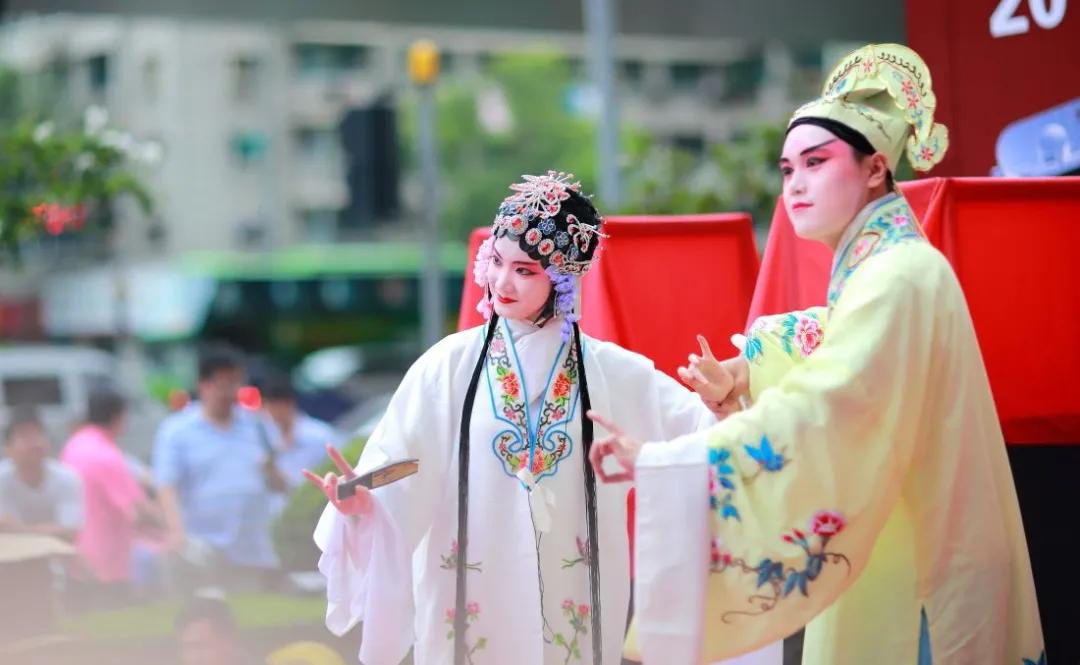 千亩旅居温泉城，天沐才子温泉小镇