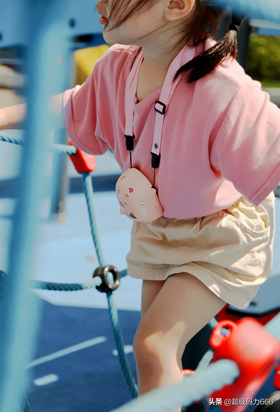 挂脖子上的"隐形空调"！吹出健康涡轮扇