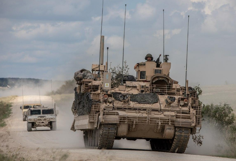 美少将：美国要有能力和中国打陆战，中国陆军