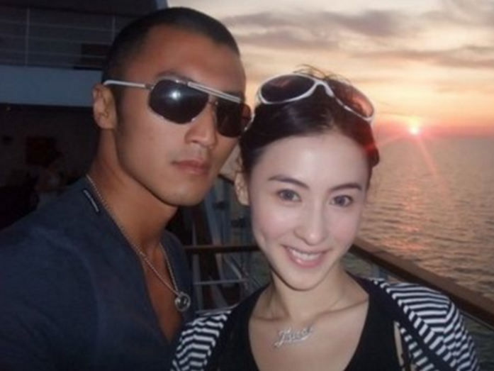 张柏芝点赞王菲，这场跨世纪的三角恋终于以和解落幕了？