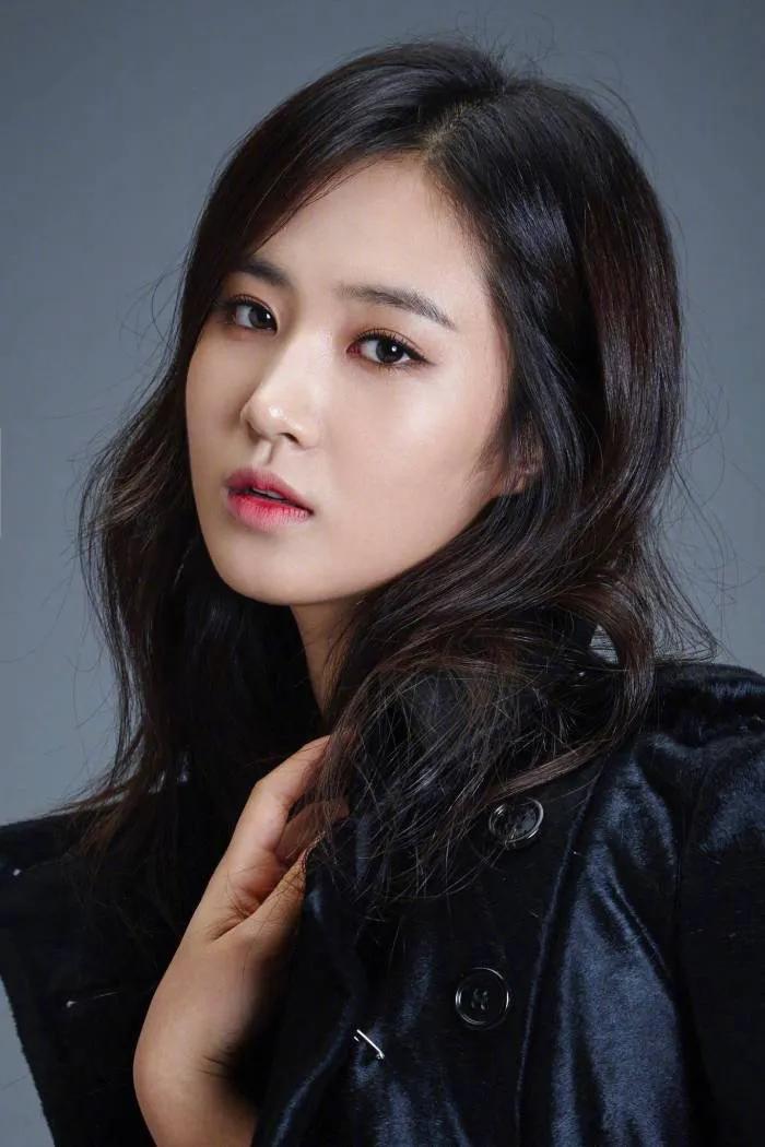 Korean Actress Kwon Yuri S Exquisite Photo Shoot Inews