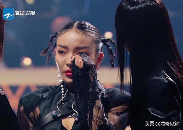 Deepness is analytic VAVA Vs Ding Taisheng, is the distress that is culture still the fall of viewpoint of value? 