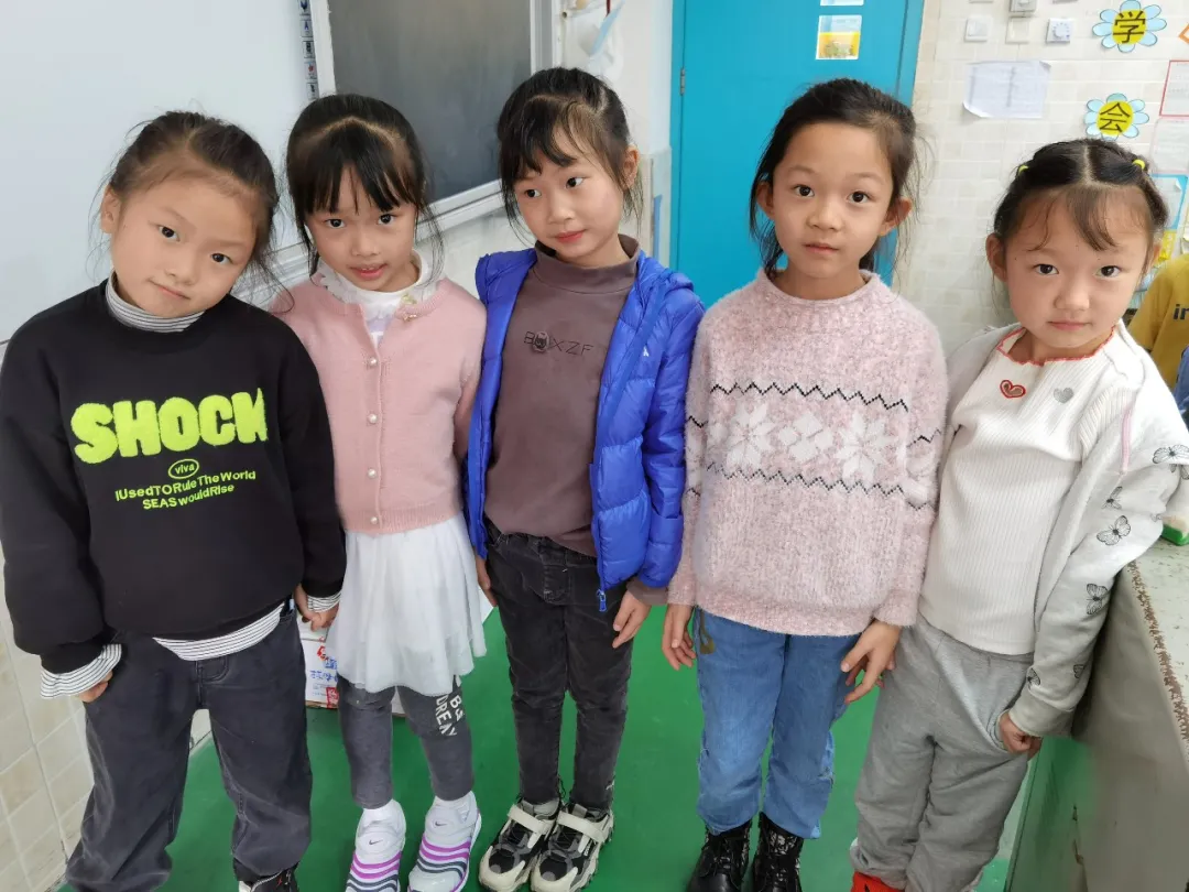 成都市双流区棠湖小学书香班级丨书香飘荡添智慧 墨香永存润心灵