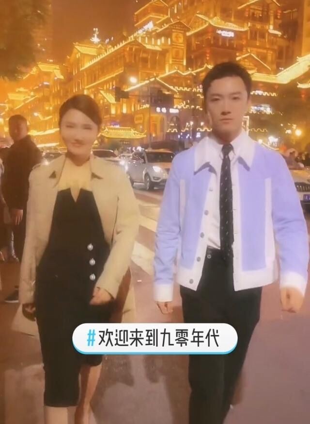 小董卿龍洋近照顯胖，被張韜摟懷中親密對視，惹粉絲吃醋忙澄清