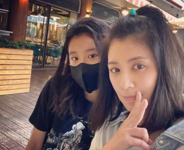 “我要毁了你的生活”，16岁梧桐妹遭网络威胁，妈妈贾静雯已报警