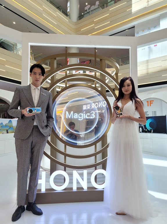 荣耀Magic 3系列活动来袭，洛克切膜机解锁HONOR Talents艺术背膜