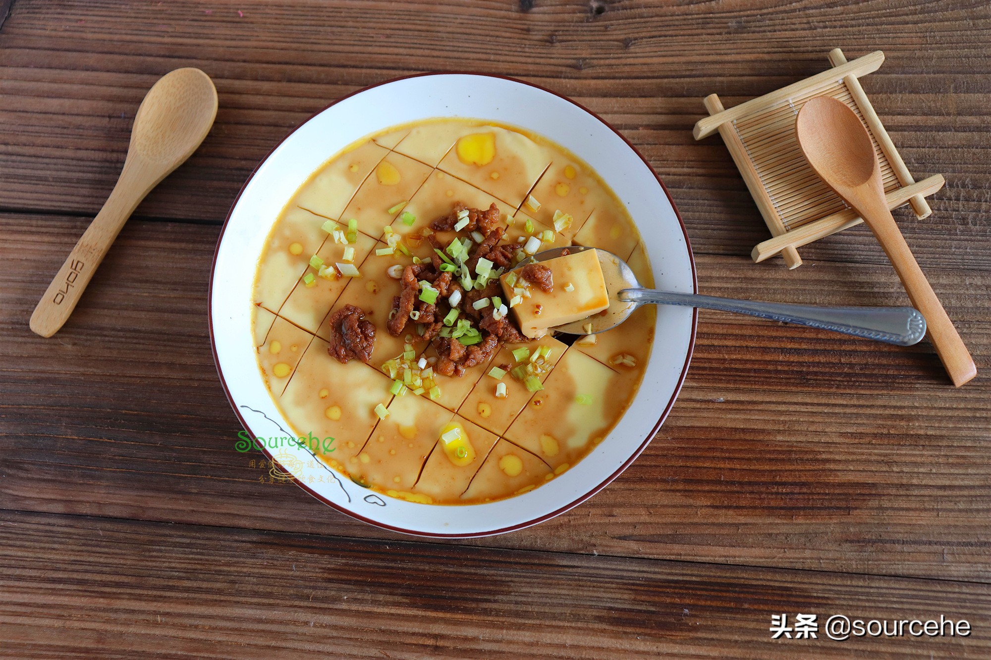 肉末蒸蛋，掌握3个技巧，鸡蛋鲜香无蜂窝，又香又嫩