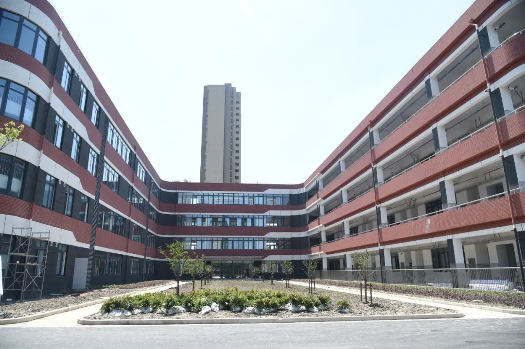 城中路小學東校區(qū)怎么樣?已竣工,9月啟用(圖1) 城中路小學東校區(qū)怎么樣?已竣工,9月啟用(圖1)