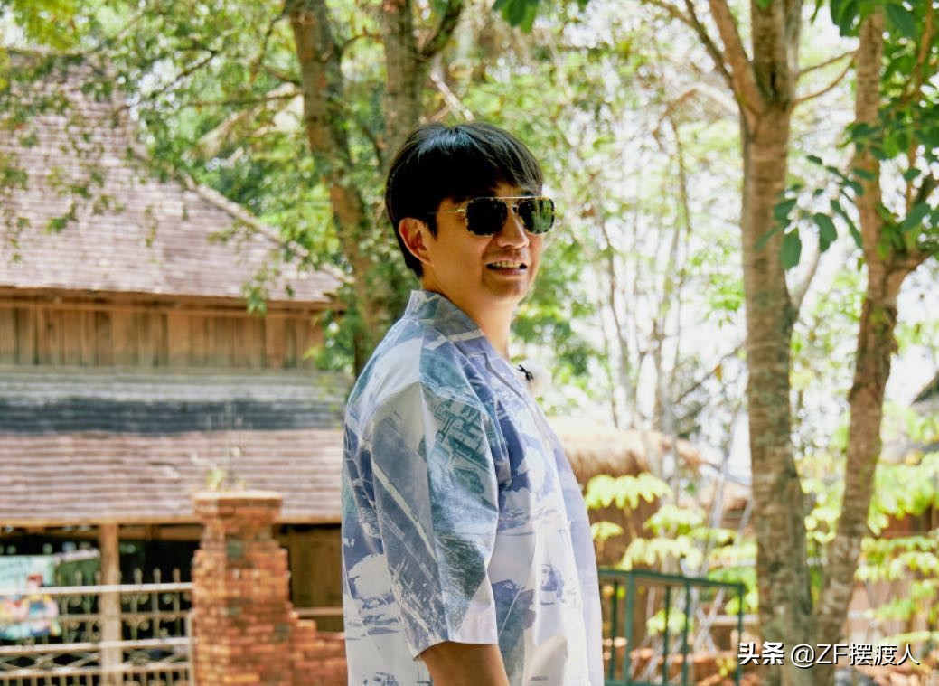 向往4：黄磊自爆爱跑步，谁留意他跑步后的衣服