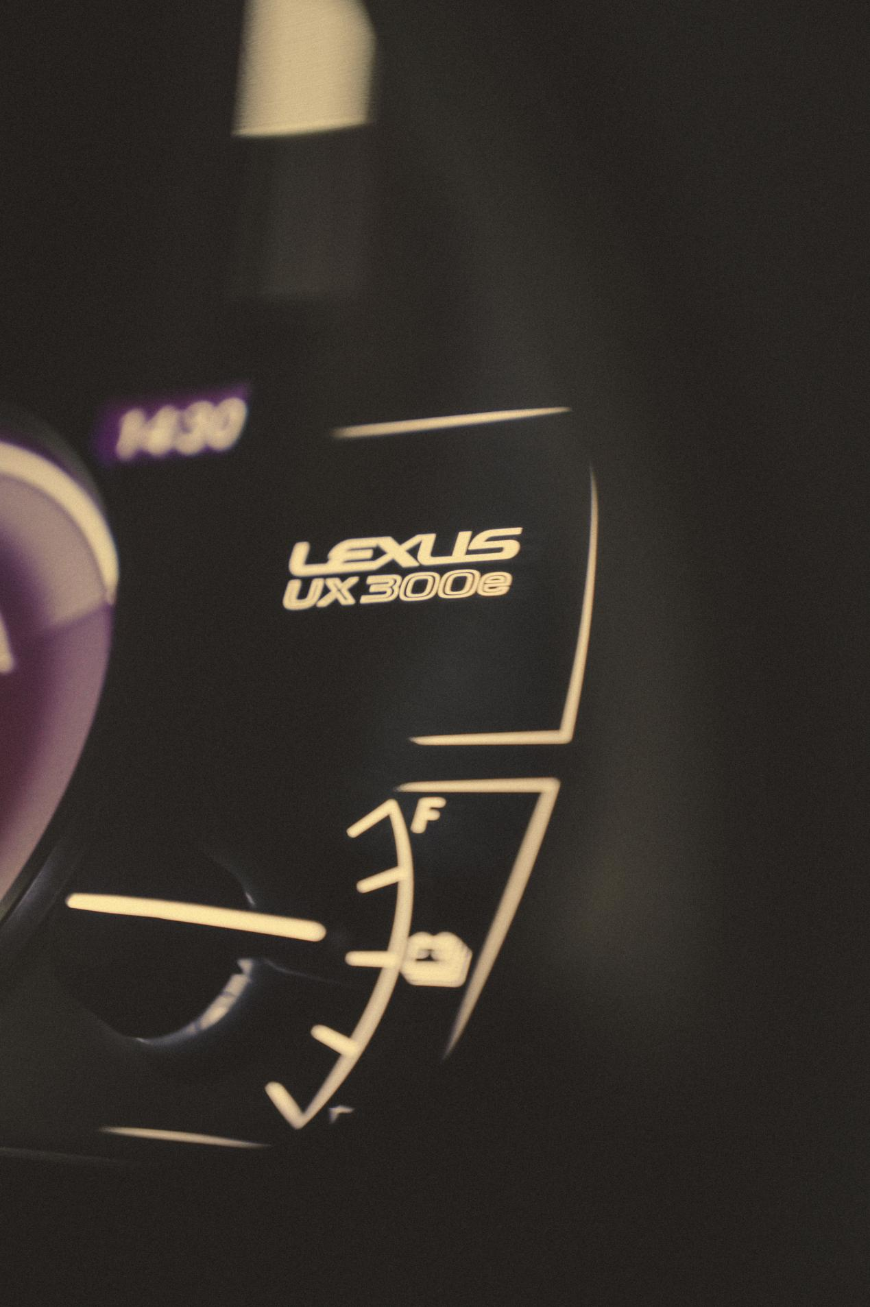 雷克萨斯UX300e，更“静”一步的雷克萨斯