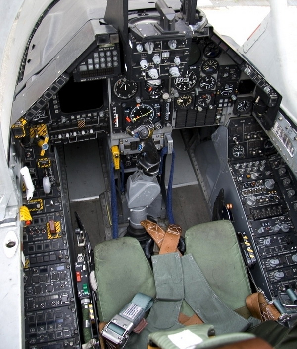 跨大西洋合作的精品，短小精悍又好用的AMX攻击