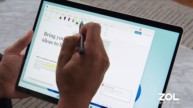 微软正式发布Windows 11：完全新体验