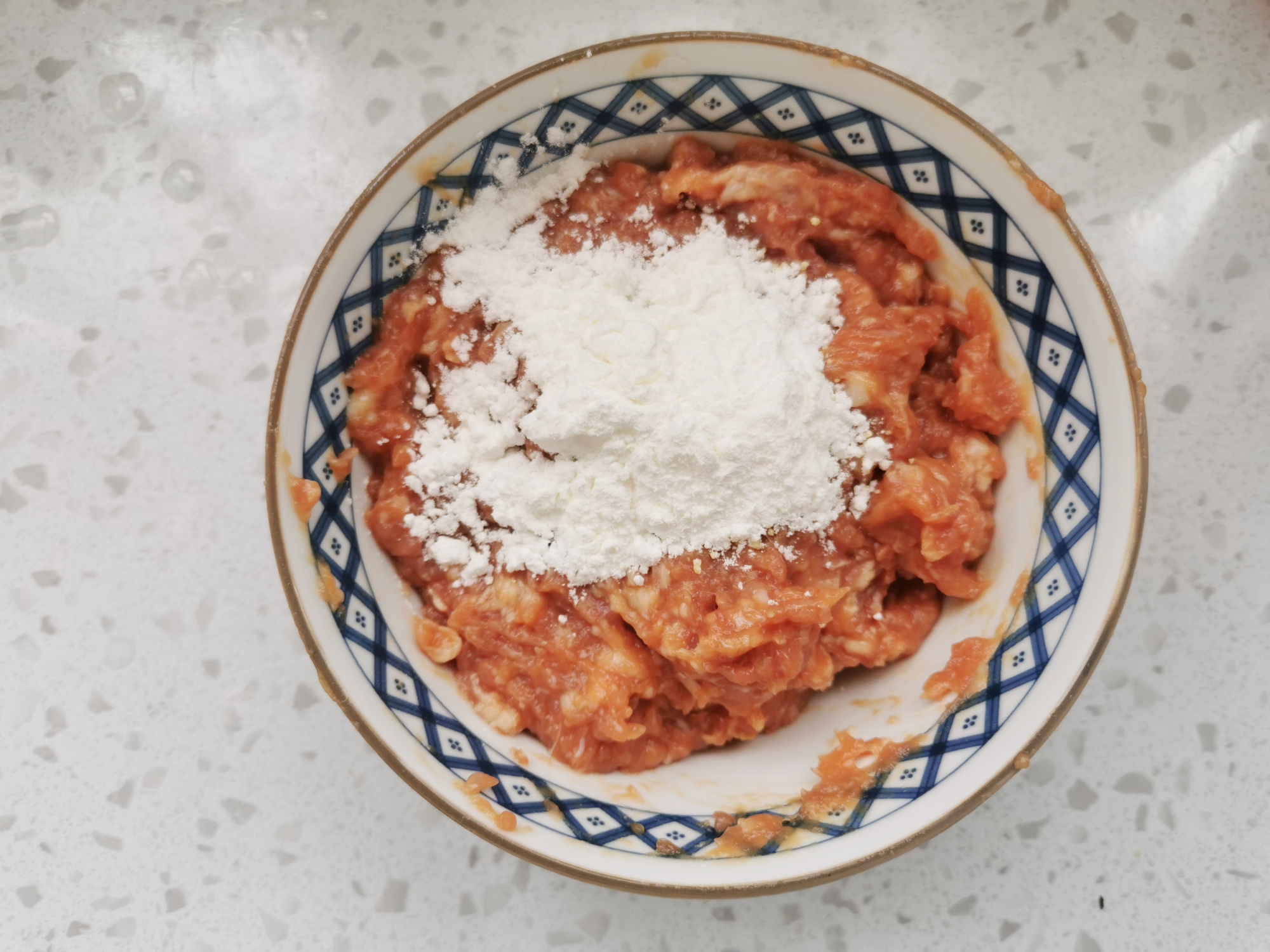 家里有孩子的，试试这道清蒸肉丸，滑嫩Q弹不上火，不油炸更健康