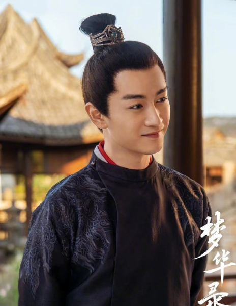 陈妍希晒父子合照为老公庆生，陈晓甜蜜回应祝福，夫妻互动超有爱