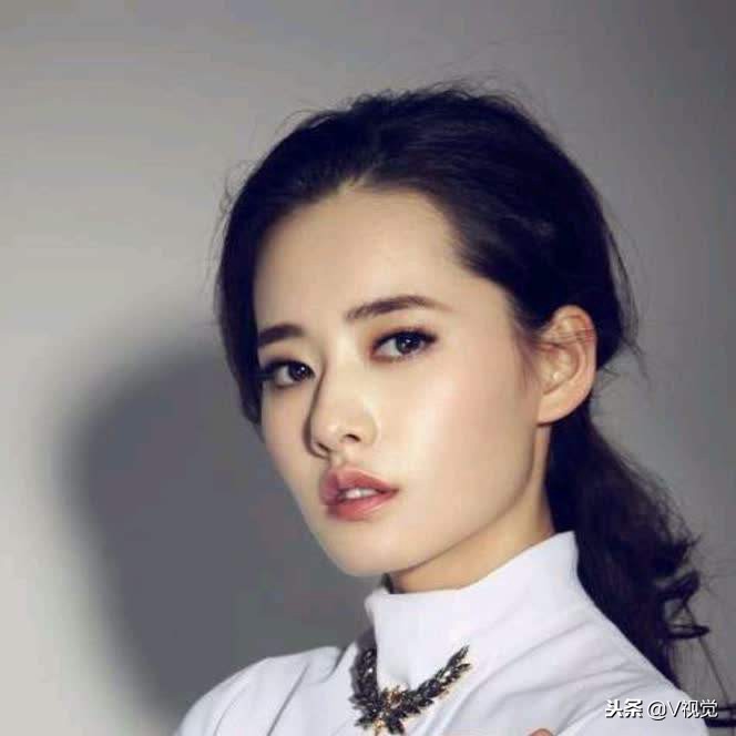 《侯天明的梦》中的女演员