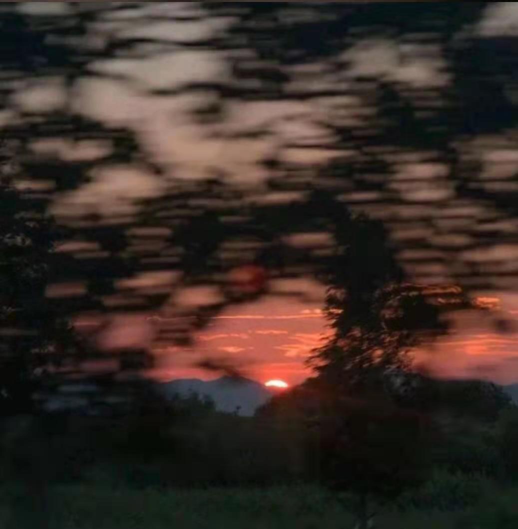 盘点那些一出场就让你感觉美到无法呼吸的角色！, image size:1037x1058