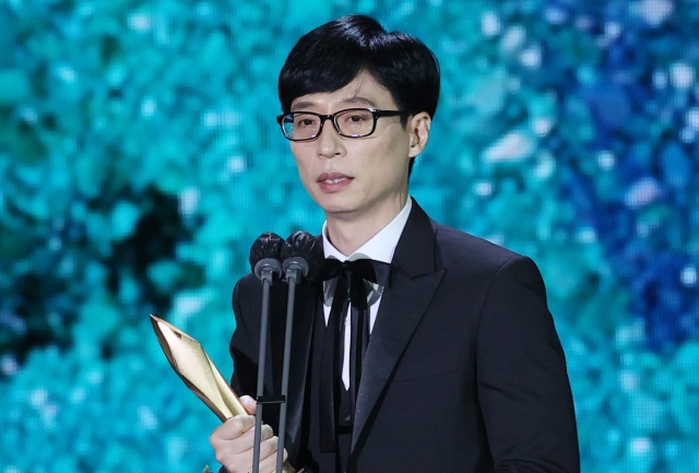 有钱任性签下刘在石之后柳熙烈花巨资购买公司办公大楼