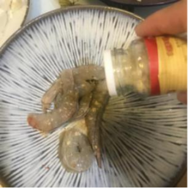紧实的牛肉搭配嫩滑的豆腐，满满一锅汤，暖心又暖胃