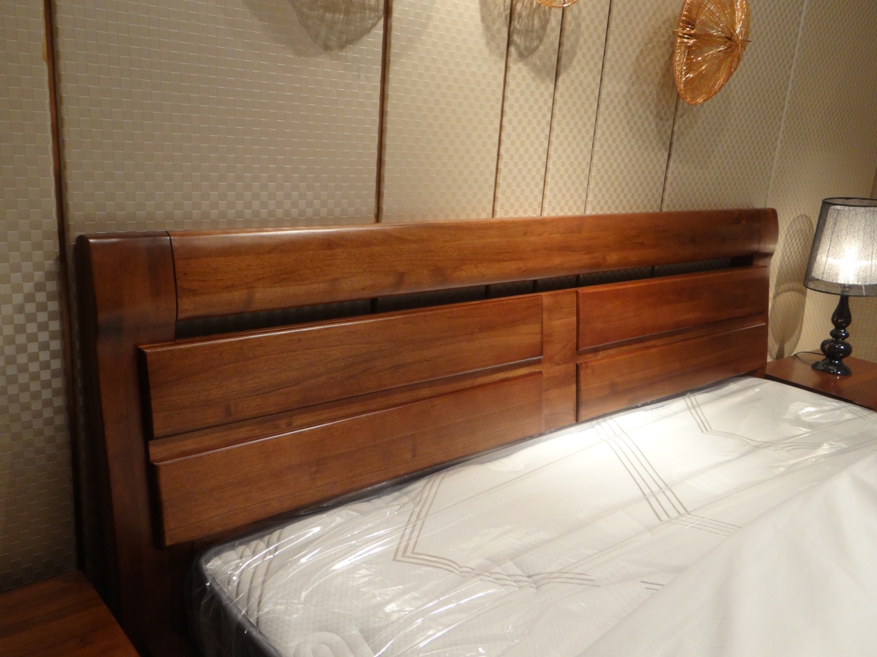 They are all black walnut furniture, why are some so expensive? iNEWS