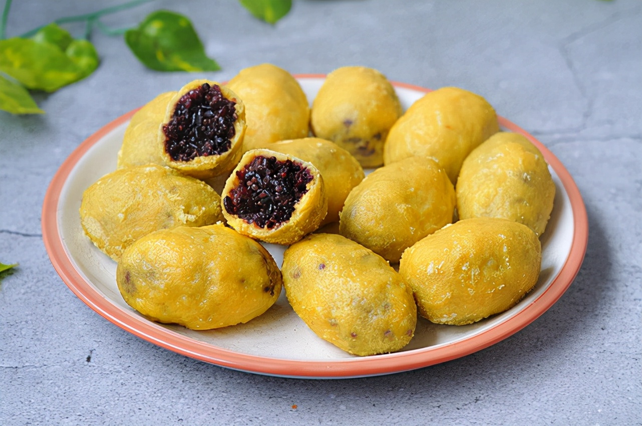 吃大米、馒头会长胖！不如试试黄金球，吃上两个，一上午都不饿