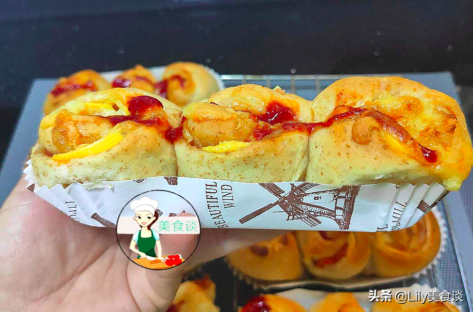 No matter how hot, my son will love this bite for breakfast, and he will be full after eating 2 of them. He is full of energy all morning.