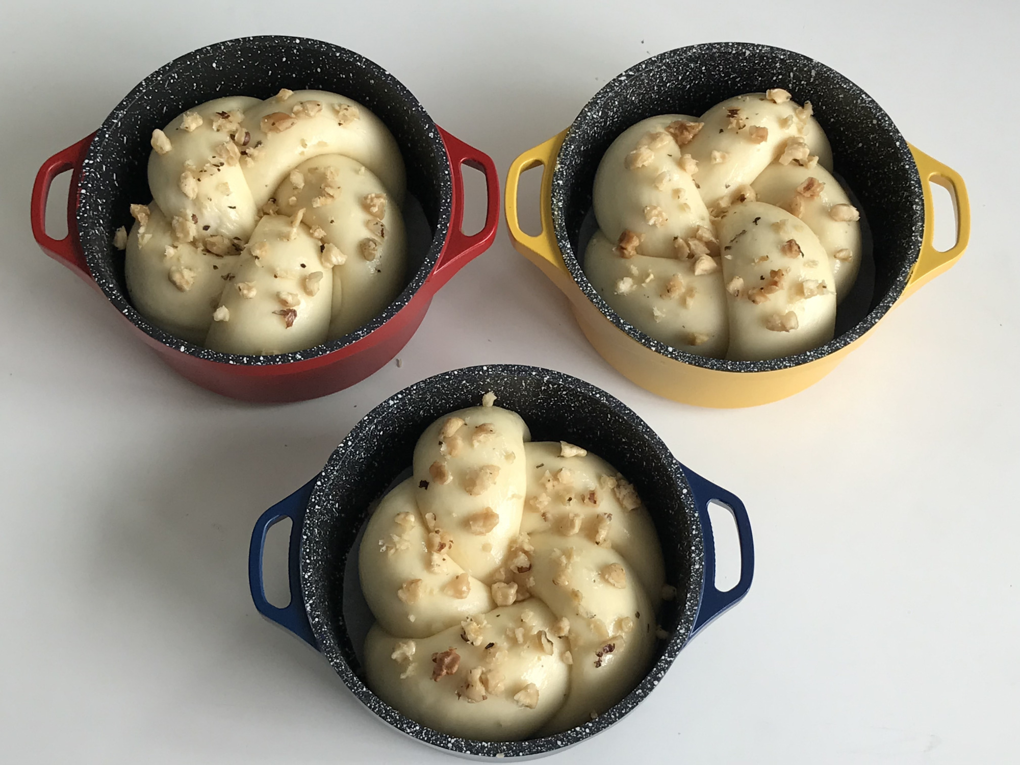 一定要尝试的面包配方，一次发酵，外酥里软，放3天不硬，特解馋