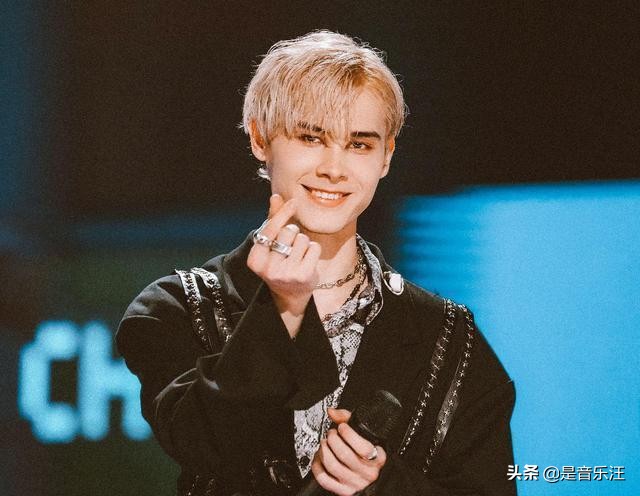 Profit way is repaired think oneself are washed out, corners of the mouth shows a smile, it is empty shakes one gun only south Zhou Zhen unexpectedly