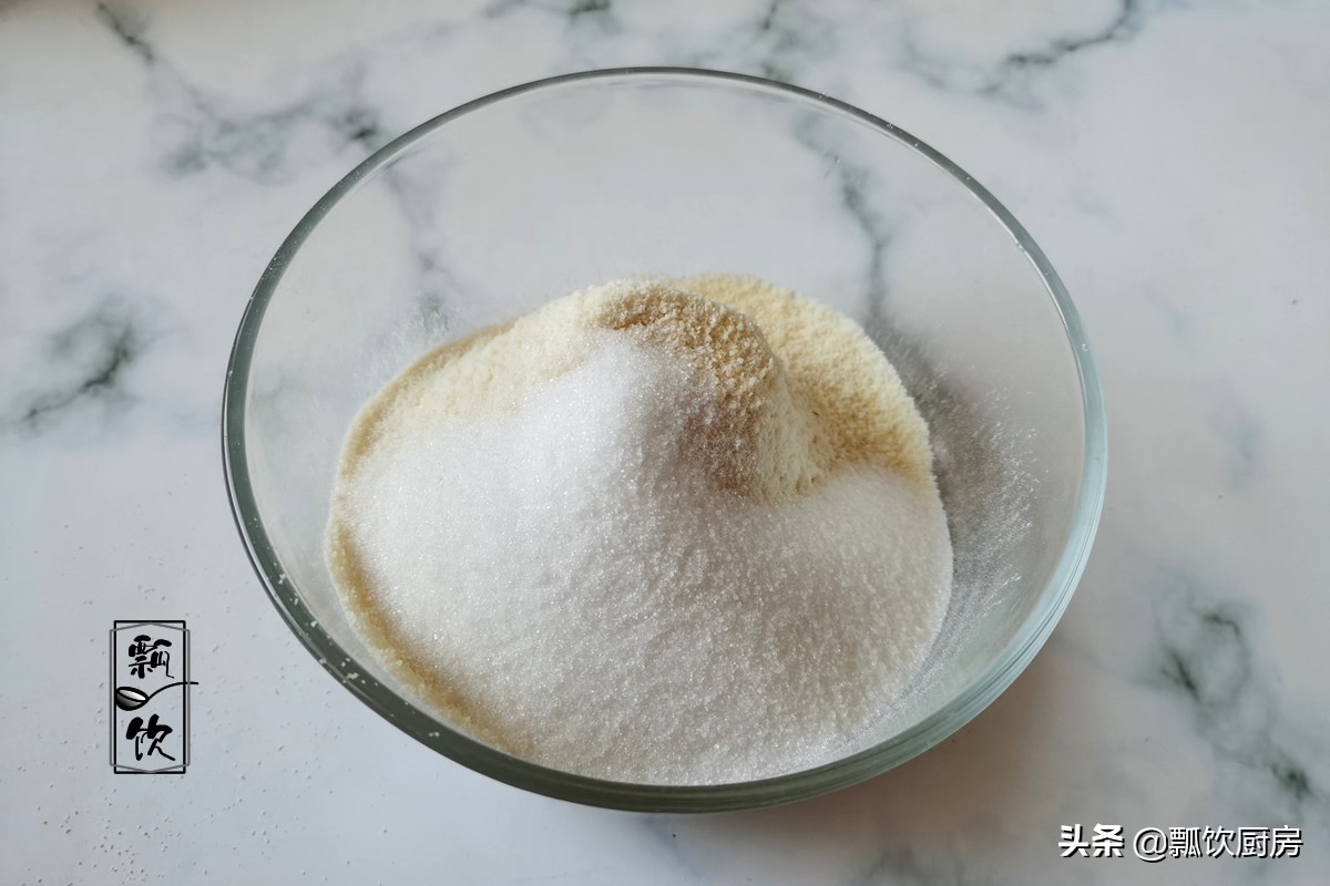 別只會做老蛋糕，這蛋糕比老蛋糕香多了，做法不難，純甜蜜享受