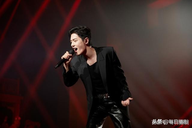 庆生|肖战为张淇庆生 满满的暖意在心间