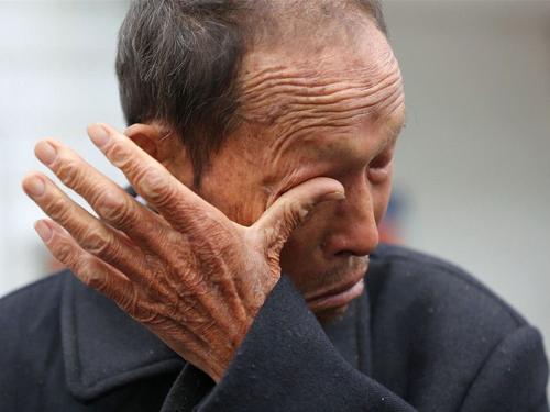 過老人忠告：二胎家庭父母不要�平分�家產，與孩子性別無關