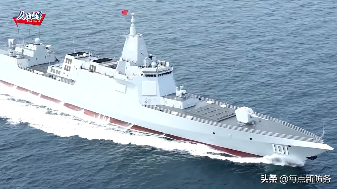 缝缝补补又三年：中国海军接连升级老军舰，054A和052C也凑热闹？