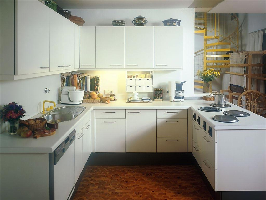 厨房面积不大，该如何装修才合适？照此方法设计厨房越用越顺手