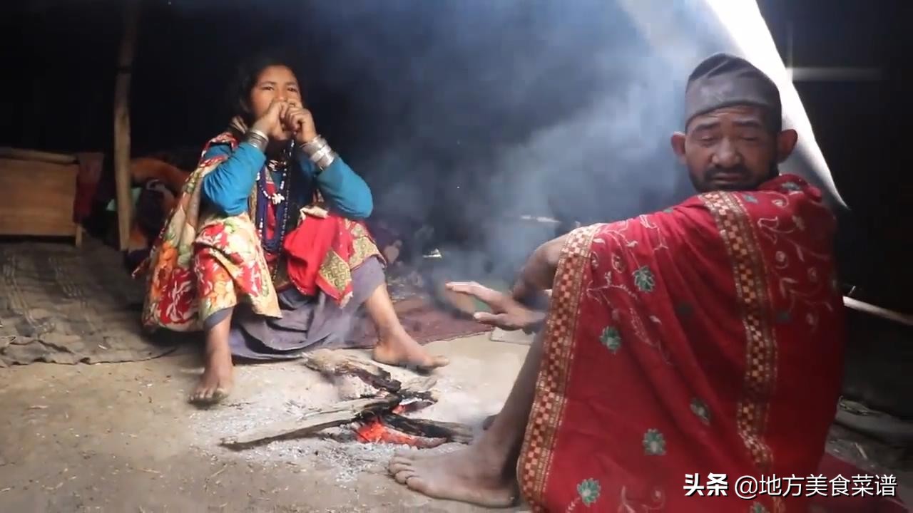 尼泊尔穷人的生活，水煮冬瓜配米饭，菜里没有