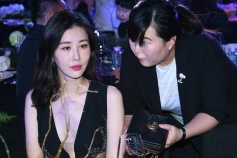 “人间好基友”冯仑：民营企业家追女明星，公