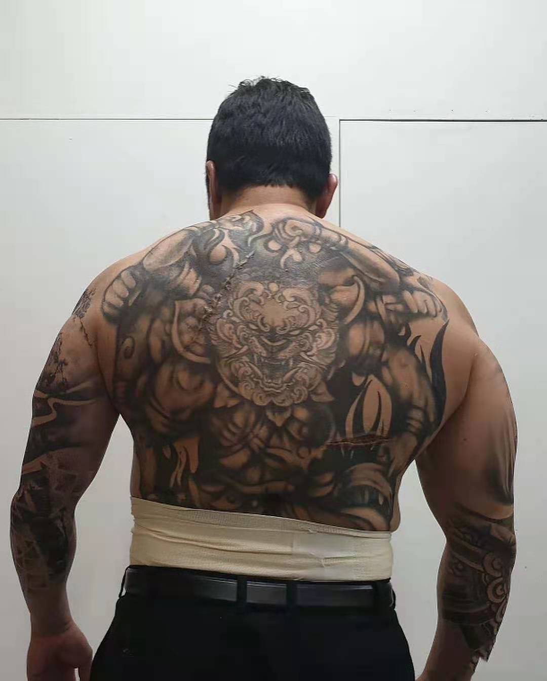 “铁骨柔情”马东锡！敢动他的人，绝不知道他的一拳有多重