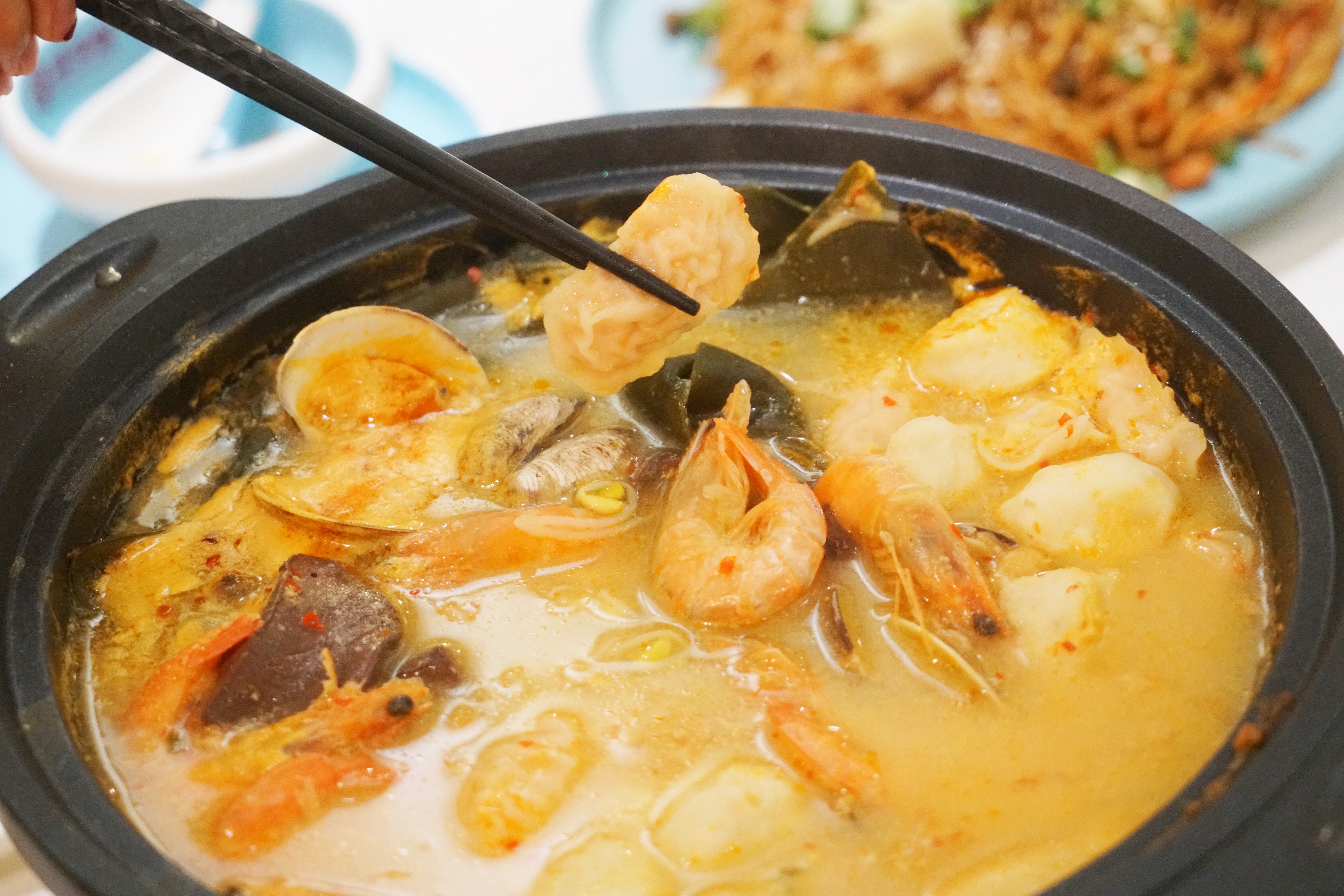 冬天旅行首选目的地，三亚吃喝玩乐全攻略，给你最悠闲的海岛时光