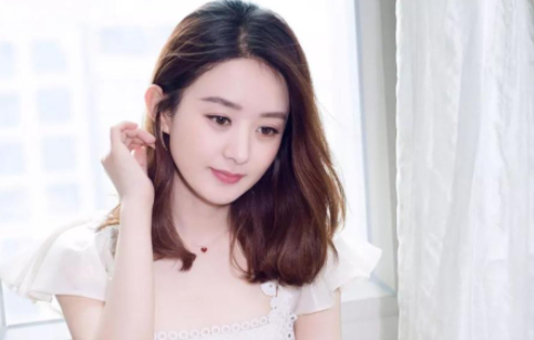 赵丽颖终于看清现实，堵死冯绍峰复婚之路！儿