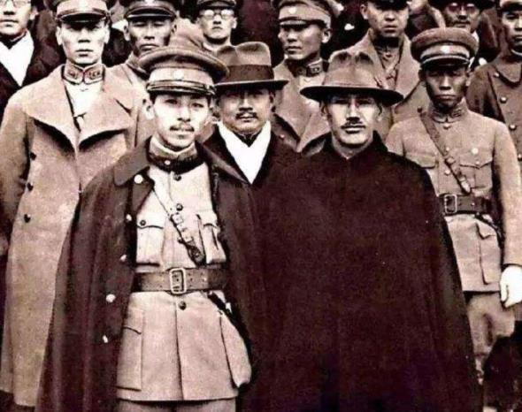 张学良被老蒋软禁55年，为何不杀也不放？临终时