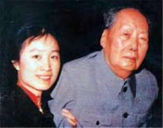 1976年，毛主席逝世几小时影响有多大