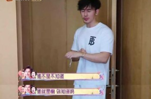 钟丽缇写诗表白丈夫，字里行间暗藏心酸，姐弟恋真的不行了？