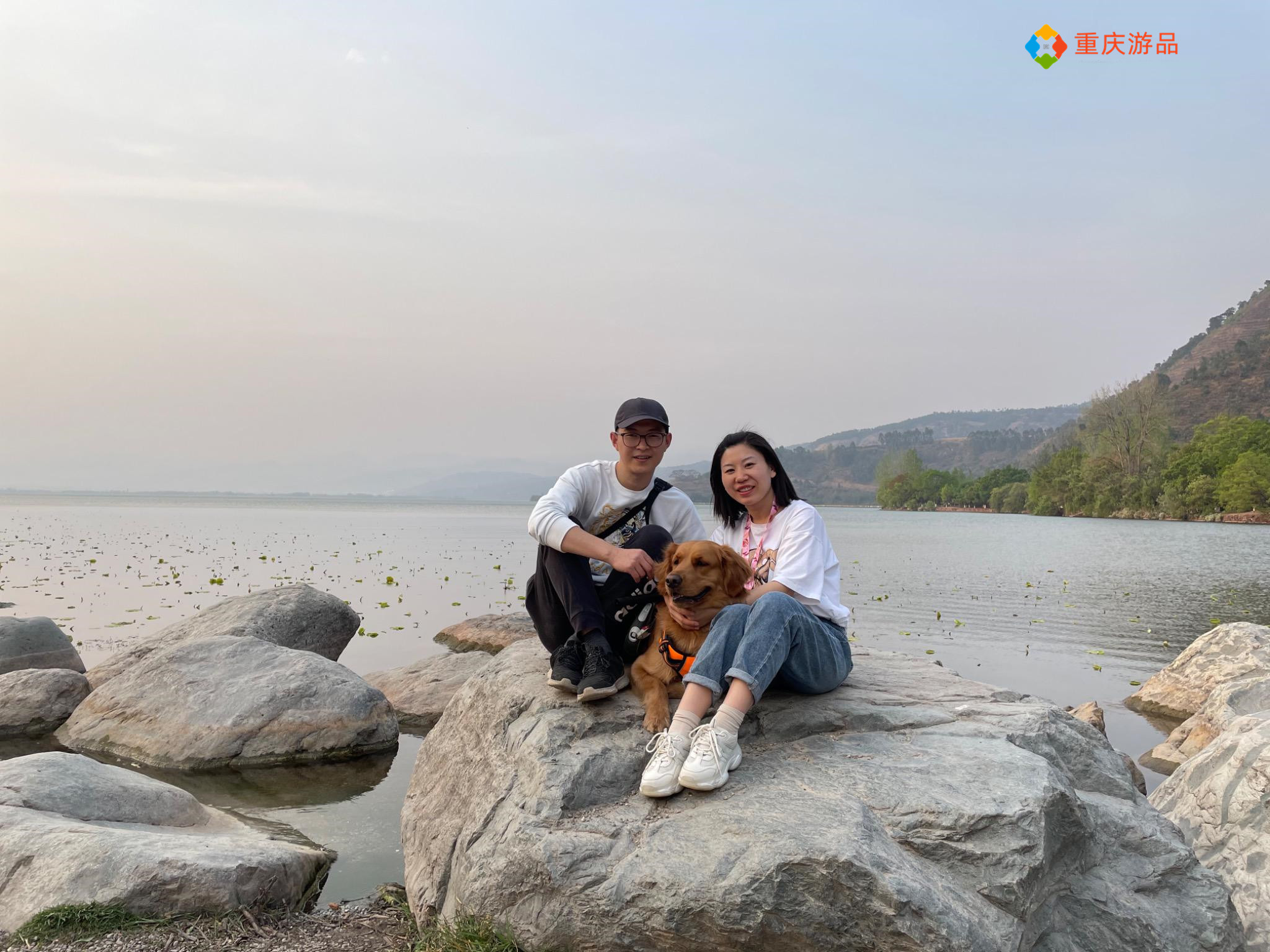 ​重庆小两口环游中国：在泸沽湖被冻得发抖，只能吃自热锅和泡面