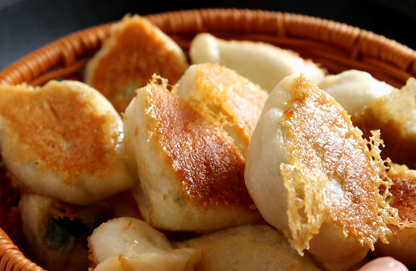 水煎包怎麼做才好吃？ 分享詳細製作過程，鬆軟鮮香，底部焦黃不糊