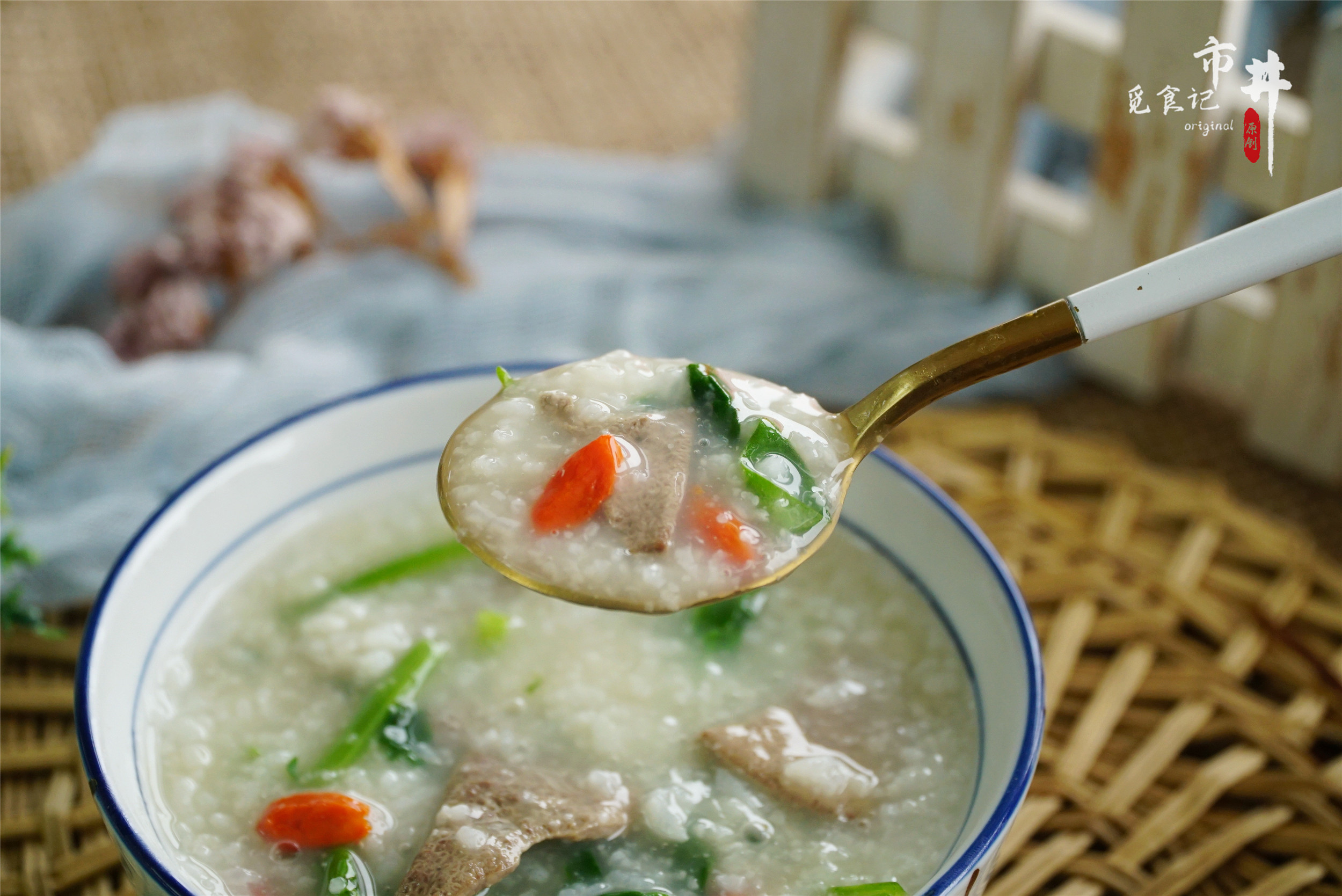 春天要常喝粥，大米加豬肝這樣煮，溫和更有營養，熬一鍋特香