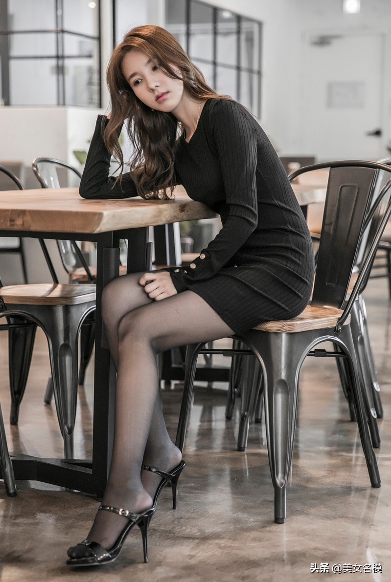 黑色職業裙，優雅大氣！