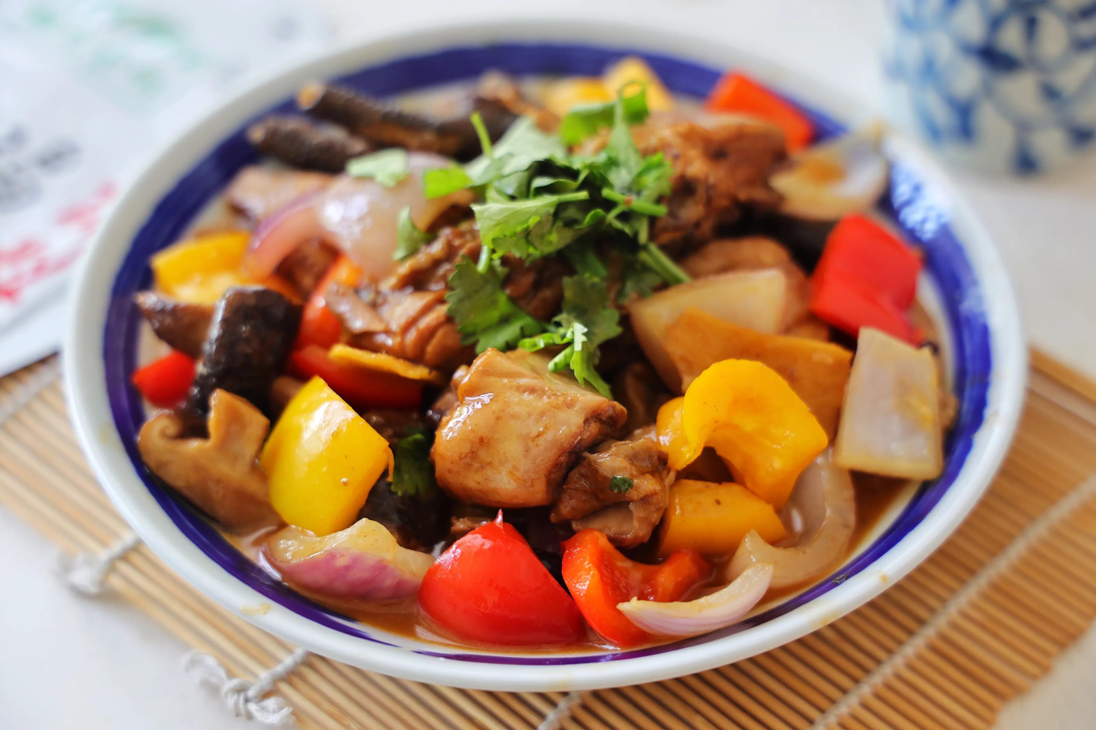 夏天没食欲，赶紧试试这道菜，汤汁鲜美，有菜有肉，味道好极了