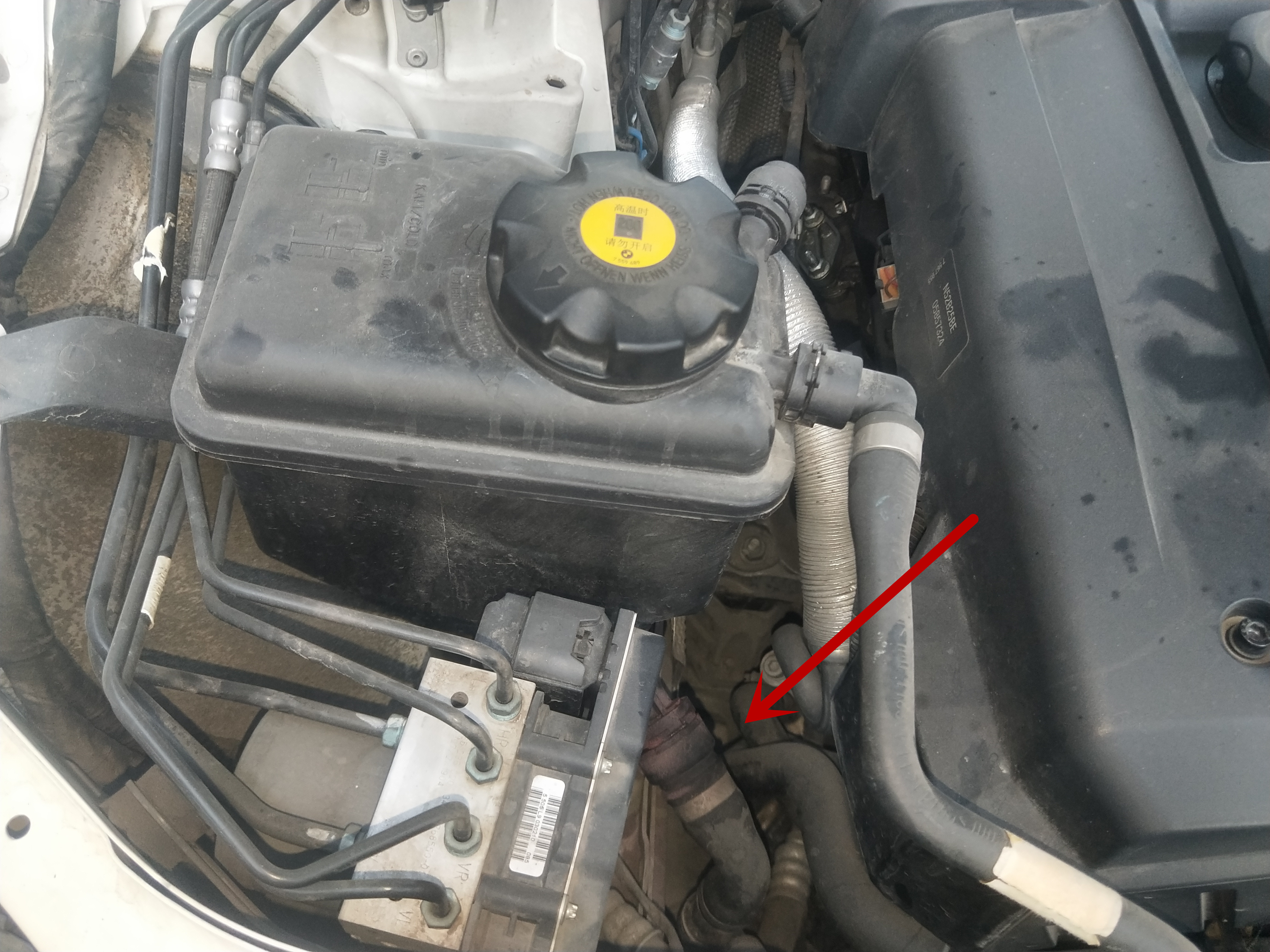 图片[10]_宝马发动机漏油维修 不是所有的漏油就叫通病_5a汽车网