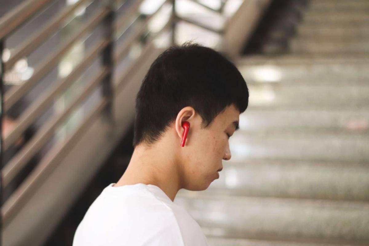 蓝牙耳机怎么选？漫步者通话降噪耳机才是职场人士的心头好