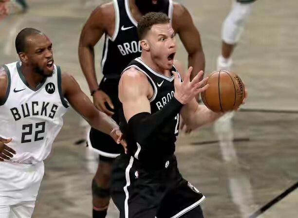 自由市场汇总：湖人连签4将，热火杀疯了！篮网留格里芬却失大将