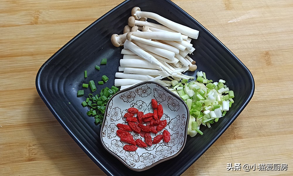 图片[5]-【丝瓜烧豆腐】做法步骤图 很适合热天吃 做法超级简单-起舞食谱网